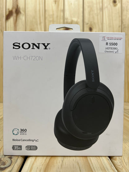 Sony WHCH720 Noise Cancelling Over Ear Headphones - Black